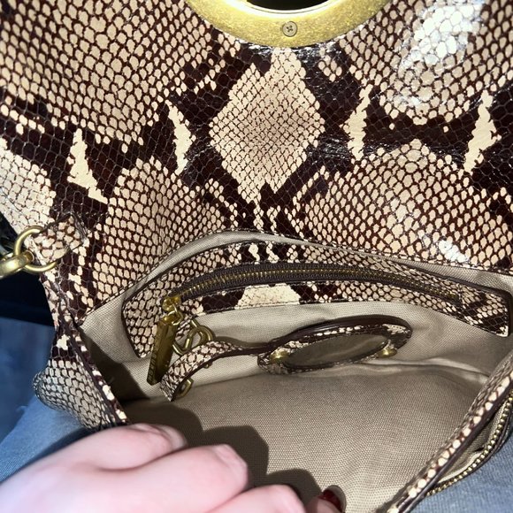 Tory Burch Bombe Reva Clutch in Snakeskin - Limited Edition! - Picture 3 of 4